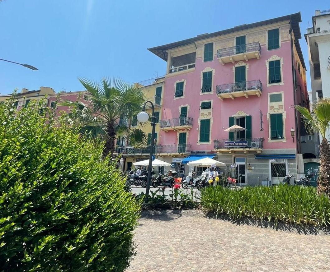 Hotel Serena Arenzano Exterior photo