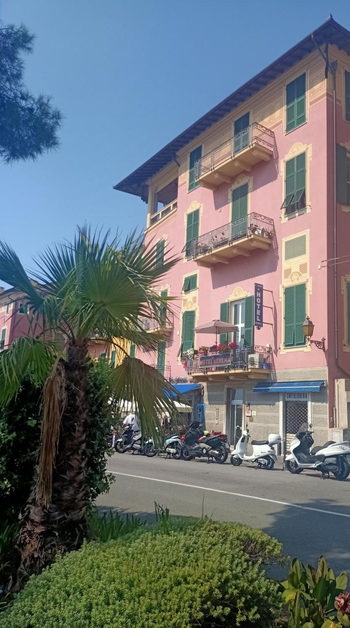 Hotel Serena Arenzano Exterior photo